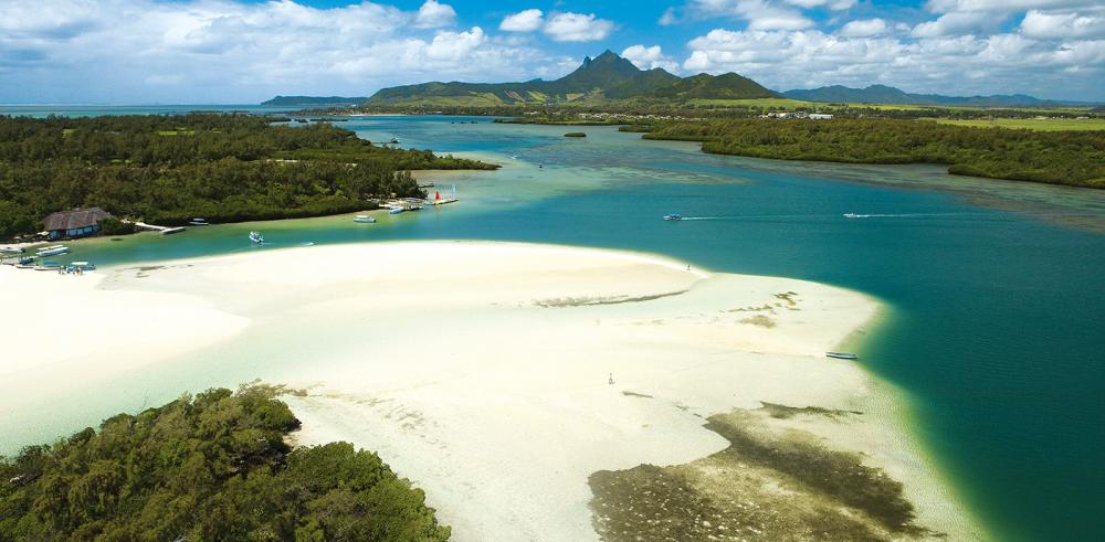 Paradis Tropical (île aux Cerfs) Paradis Tropical (île aux Cerfs)