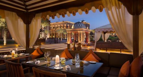 Emirates Palace : Restauration