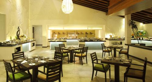 Avani Kalutara Resort : Restauration