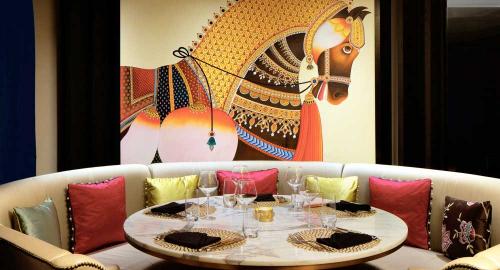 Taj Dubai : Restauration