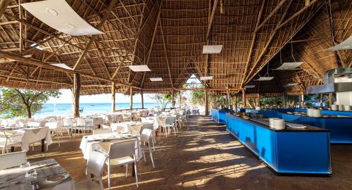 Sandies Baobab Beach : Restauration